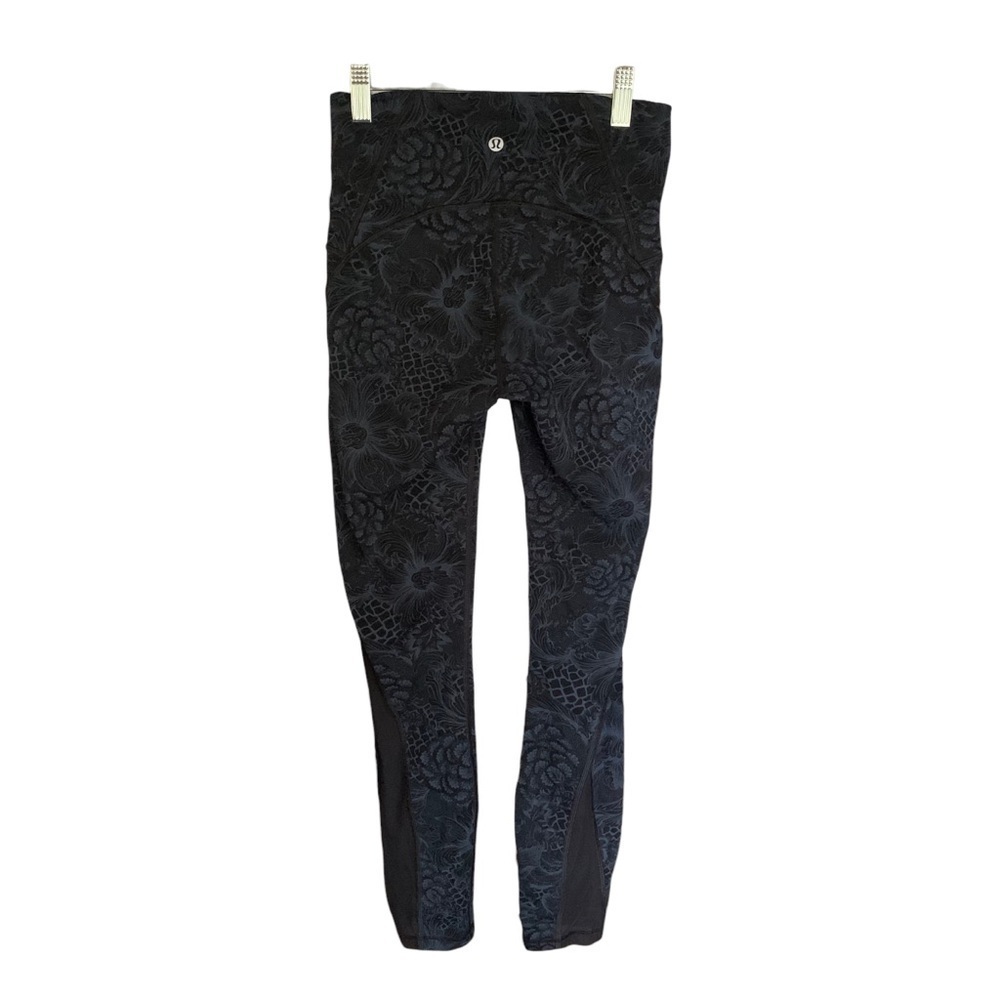 LuLulemon Wunder Under Navy Floral Mesh Trim Leggings Sz 4 - Picture 5 of 8